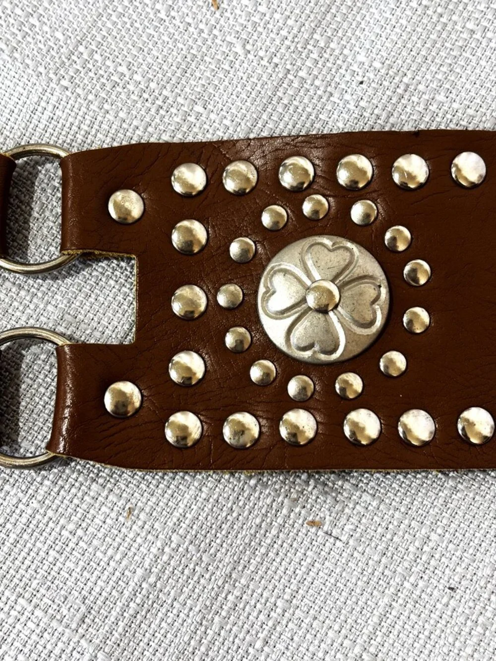 Source Unknown leather belt